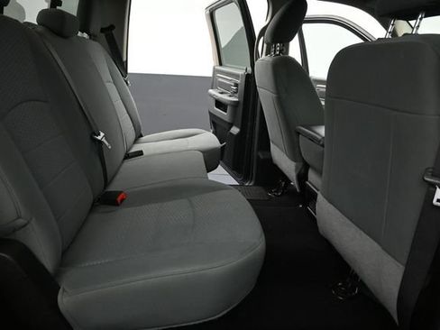 Used 2019 RAM 1500 Classic SLT RWD image 2