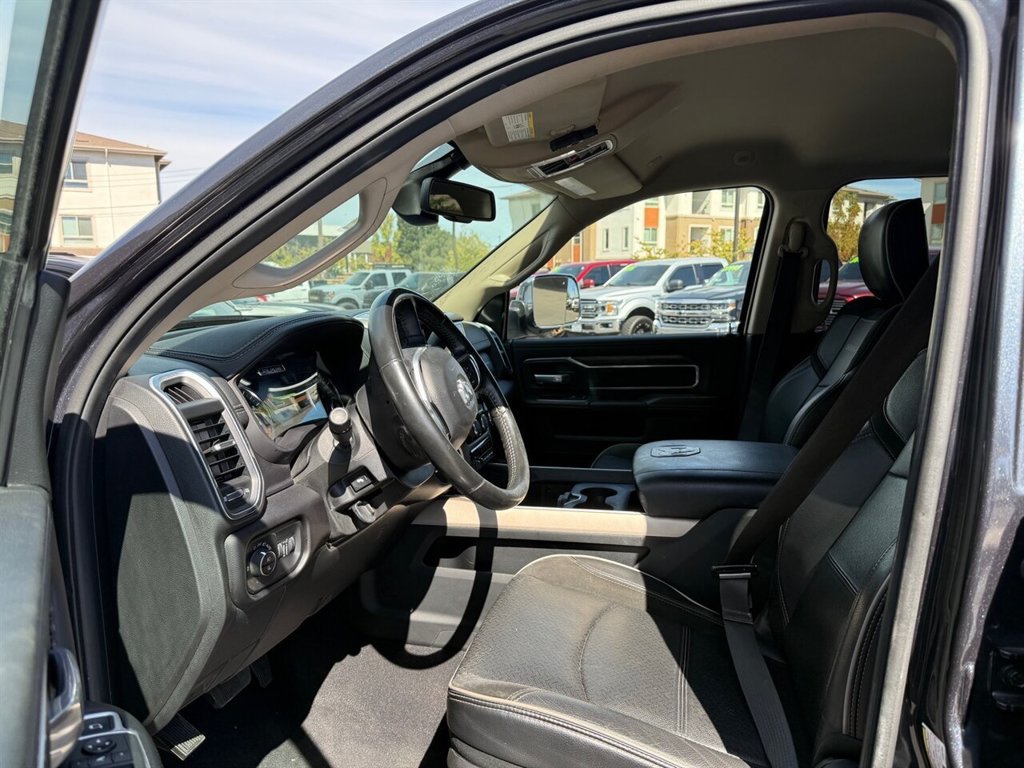 Used 2020 RAM 2500 Laramie AWD/4WD image 4