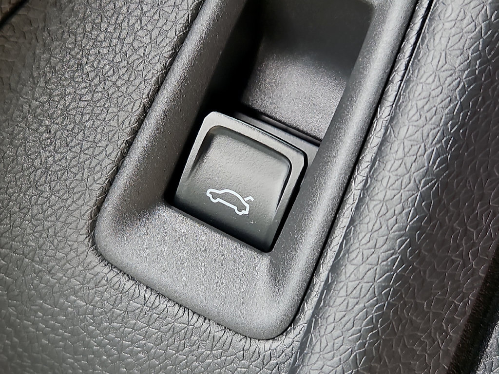 Certified 2025 Volkswagen ID.4 Pro S Plus AWD/4WD image 26