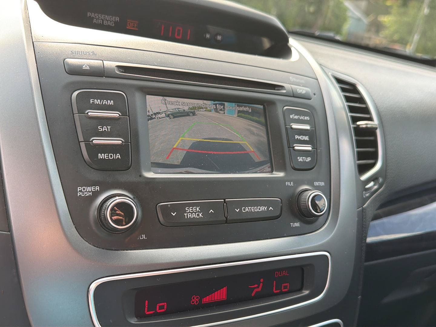 Used 2015 Kia Sorento EX FWD image 24