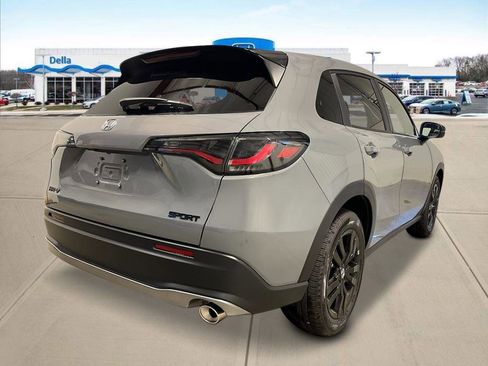New 2026 Honda HR-V Sport image 3