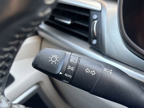 Used 2020 Kia Telluride S w/ S 8 Passenger Seating Package image 22