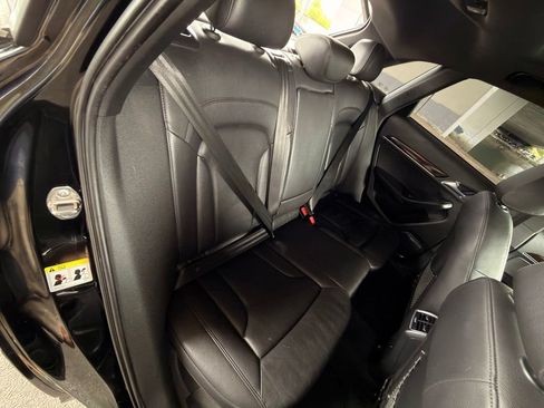 Used 2015 Audi Q3 2.0T Prestige w/ Prestige Package AWD/4WD image 32