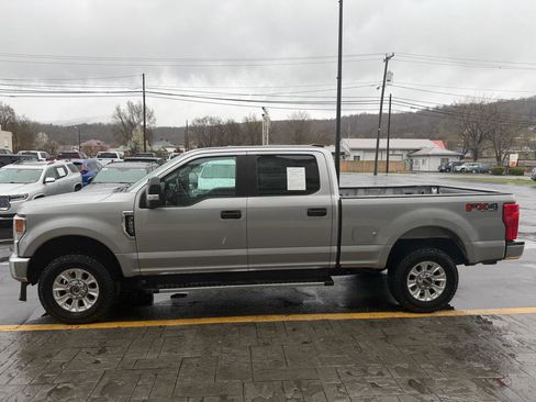 Used 2020 Ford F250 XL w/ STX Appearance Package image 5