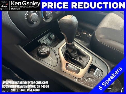 Used 2014 Jeep Cherokee Sport image 17