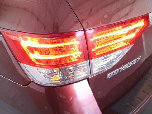 Used 2017 Honda Odyssey EX-L image 31