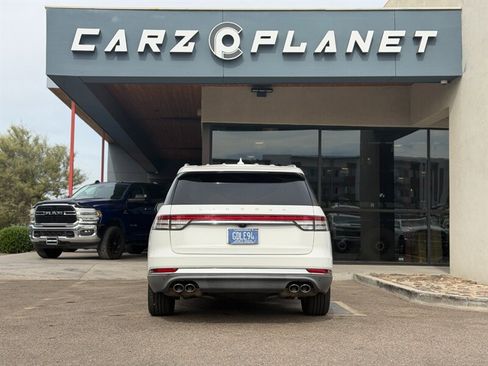 Used 2020 Lincoln Aviator Reserve w/ Equipment Group 201A image 4