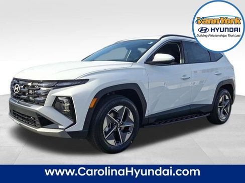 New 2026 Hyundai Tucson SEL image 2