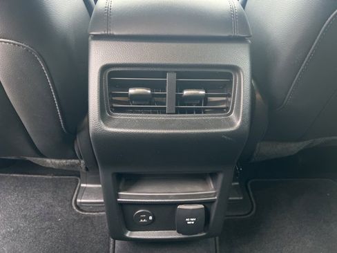 Used 2022 Ford Edge SEL w/ Convenience Package image 19