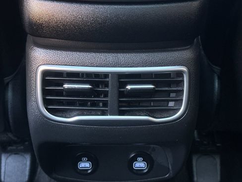 Used 2021 Hyundai Santa Fe SEL w/ Convenience + Premium Package image 14