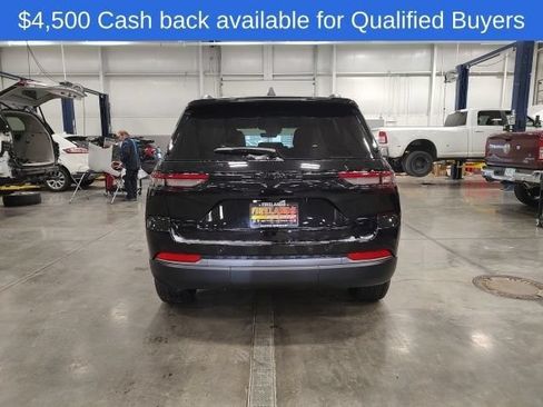 New 2026 Jeep Grand Cherokee Altitude AWD/4WD image 6