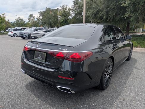 Used 2026 Mercedes-Benz E 450 4MATIC Sedan image 3