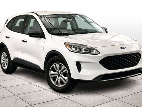 Certified 2022 Ford Escape S image 2