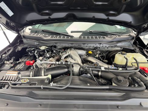 Used 2024 Ford F350 Lariat w/ Chrome Package image 57