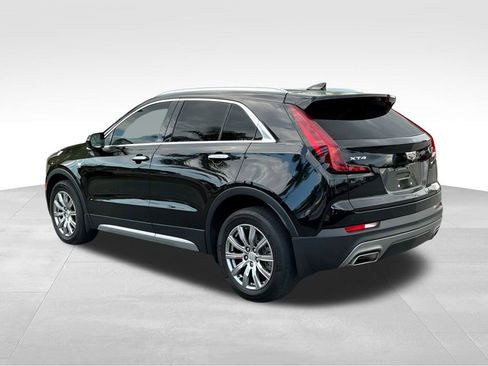 Used 2021 Cadillac XT4 Premium Luxury image 6