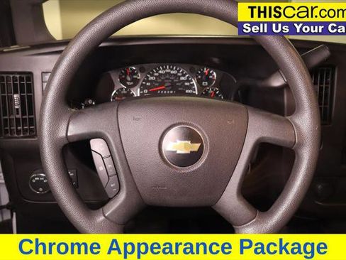 Used 2017 Chevrolet Express 3500 image 13