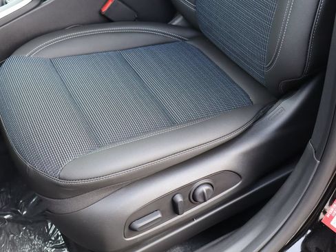 New 2026 Buick Envista Preferred w/ Convenience I Package FWD image 11