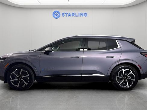 Certified 2025 Chevrolet Equinox EV LT image 3