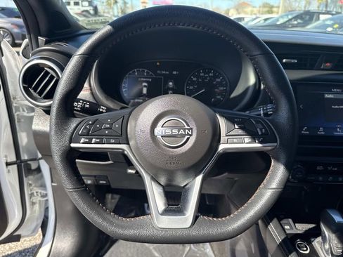 Used 2023 Nissan Kicks SR w/ Exterior Package image 24