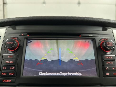 Used 2016 Nissan Titan SL image 27