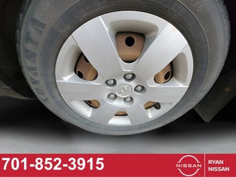 Used 2009 Hyundai Sonata GLS w/ Popular Equipment Pkg 2 FWD image 12