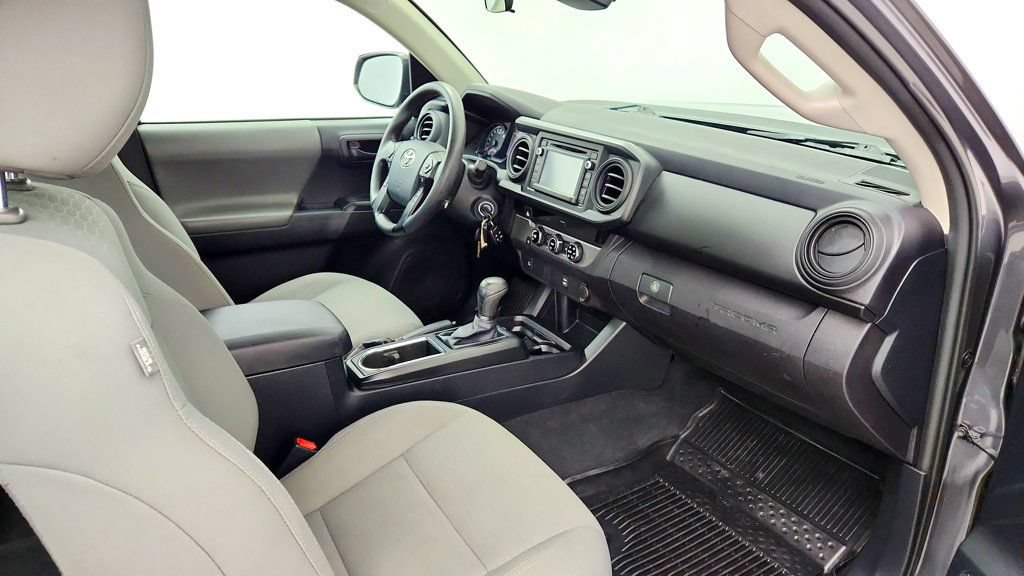 Used 2018 Toyota Tacoma SR RWD image 23