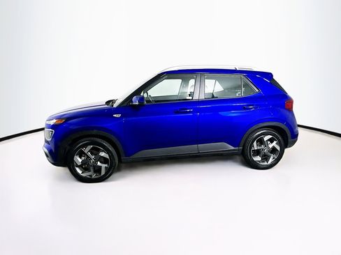 Used 2025 Hyundai Venue Limited image 4