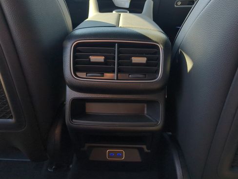 Certified 2026 Mercedes-Benz GLE 350 4MATIC image 8
