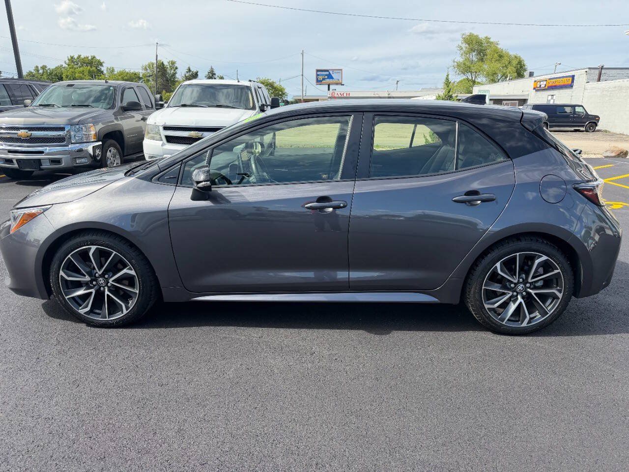 Used 2021 Toyota Corolla XSE w/ XSE Preferred Package FWD image 2