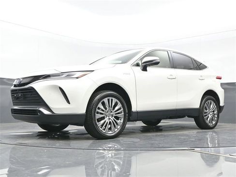 Used 2021 Toyota Venza Limited w/ Advanced Technology Package image 23