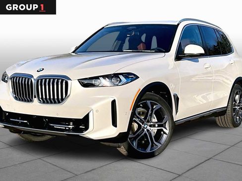 New 2026 BMW X5 xDrive40i w/ Climate Comfort Package image 1