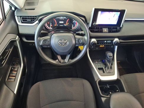 Used 2025 Toyota RAV4 LE AWD/4WD image 12