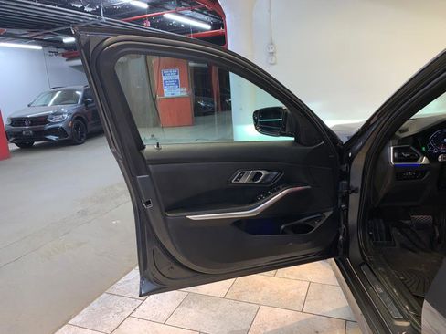 Used 2022 BMW 330i xDrive Sedan w/ Driving Assistance Package image 14