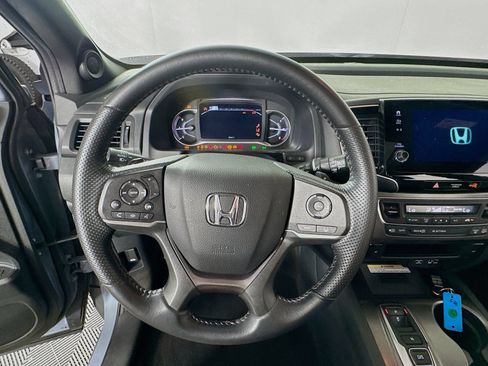Used 2023 Honda Passport EX-L image 13