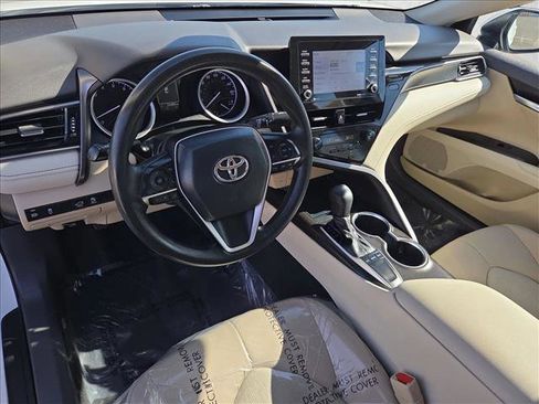 Used 2024 Toyota Camry LE FWD image 10
