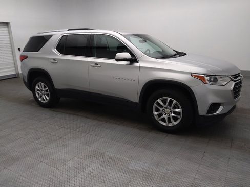 Used 2018 Chevrolet Traverse LT image 11