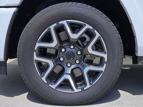 Used 2026 RAM 1500 Laramie AWD/4WD image 13