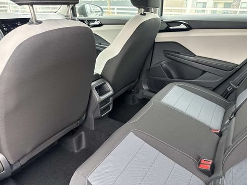 New 2026 Volkswagen Taos S FWD image 10