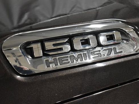 Used 2019 RAM 1500 Laramie Longhorn image 33