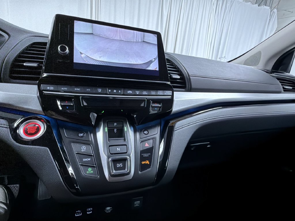 Used 2025 Honda Odyssey Touring image 22