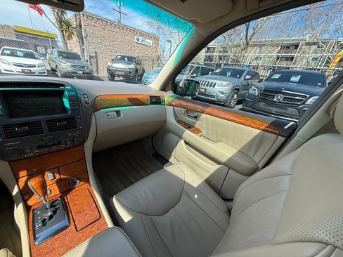 Used 2005 Lexus LS 430 image 16
