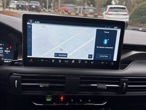 Used 2024 Lincoln Corsair Reserve w/ Equipment Group 201A image 12