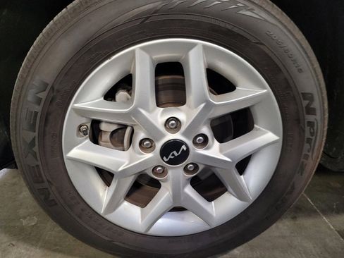 Used 2024 Kia Soul LX w/ Option Group 015 image 31