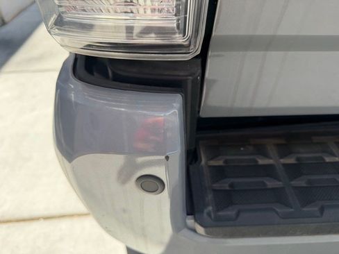 Used 2021 Toyota Tacoma TRD Off-Road w/ Technology Package AWD/4WD image 22