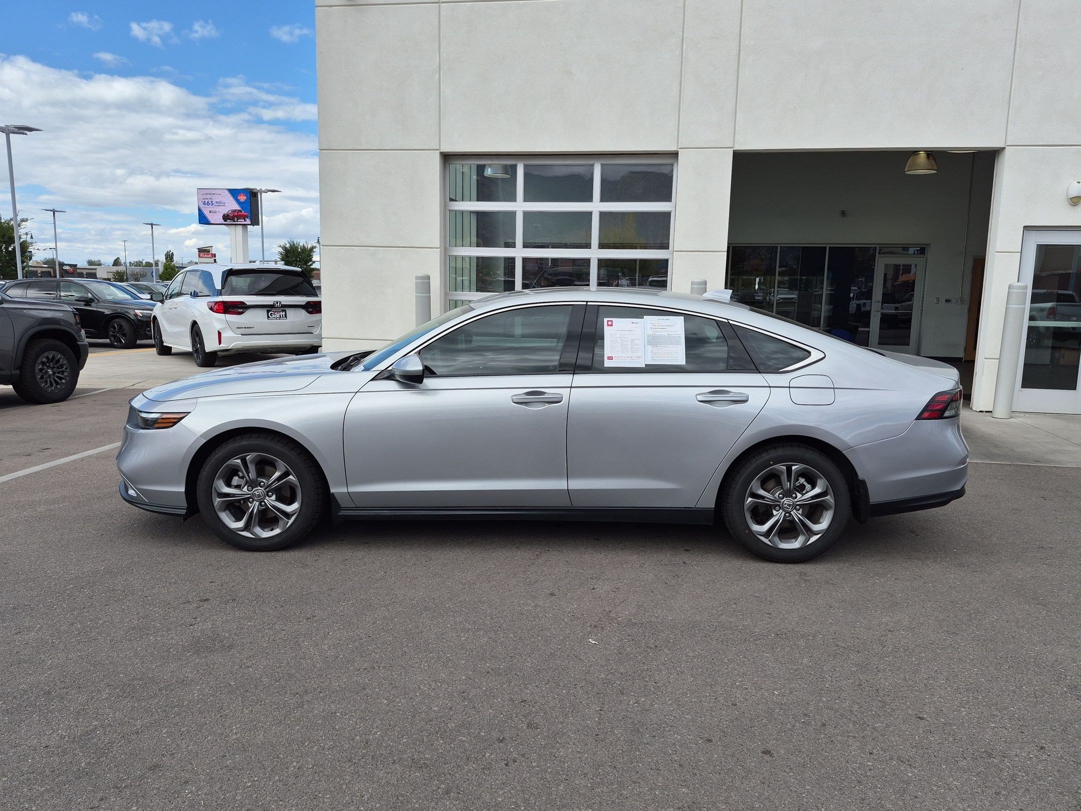 Used 2024 Honda Accord EX image 10