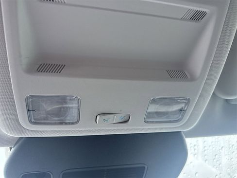 Certified 2022 Ford Escape SE w/ Cold Weather Package image 31