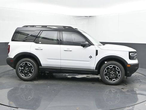 New 2025 Ford Bronco Sport Outer Banks w/ Outer Banks Tech Package+ image 11