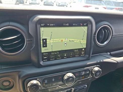 Used 2021 Jeep Gladiator Overland w/ Popular Equipment Package AWD/4WD image 17