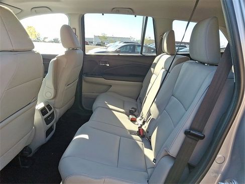 Used 2022 Honda Pilot Special Edition image 10