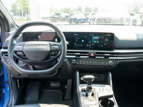 Certified 2026 Kia Sportage X-Line w/ X-Line Technology Package AWD/4WD image 14
